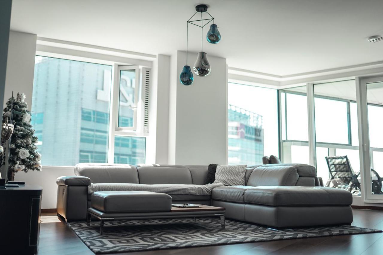 Voir Apartment Bratislava Eksteriør bilde
