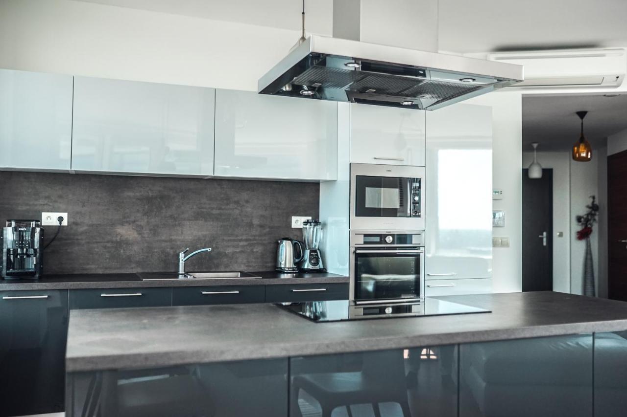 Voir Apartment Bratislava Eksteriør bilde