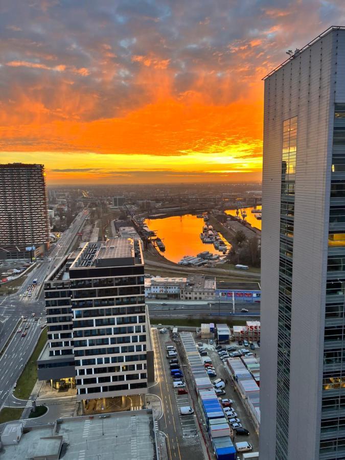 Voir Apartment Bratislava Eksteriør bilde